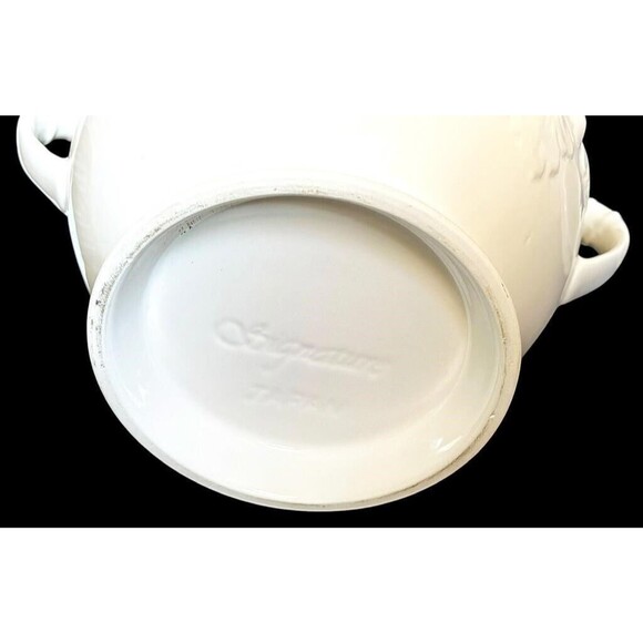 VTG Signature Made in Japan White Ceramic Soup Tureen w/Lid & Ladle Home Gifting - Picture 4 of 5